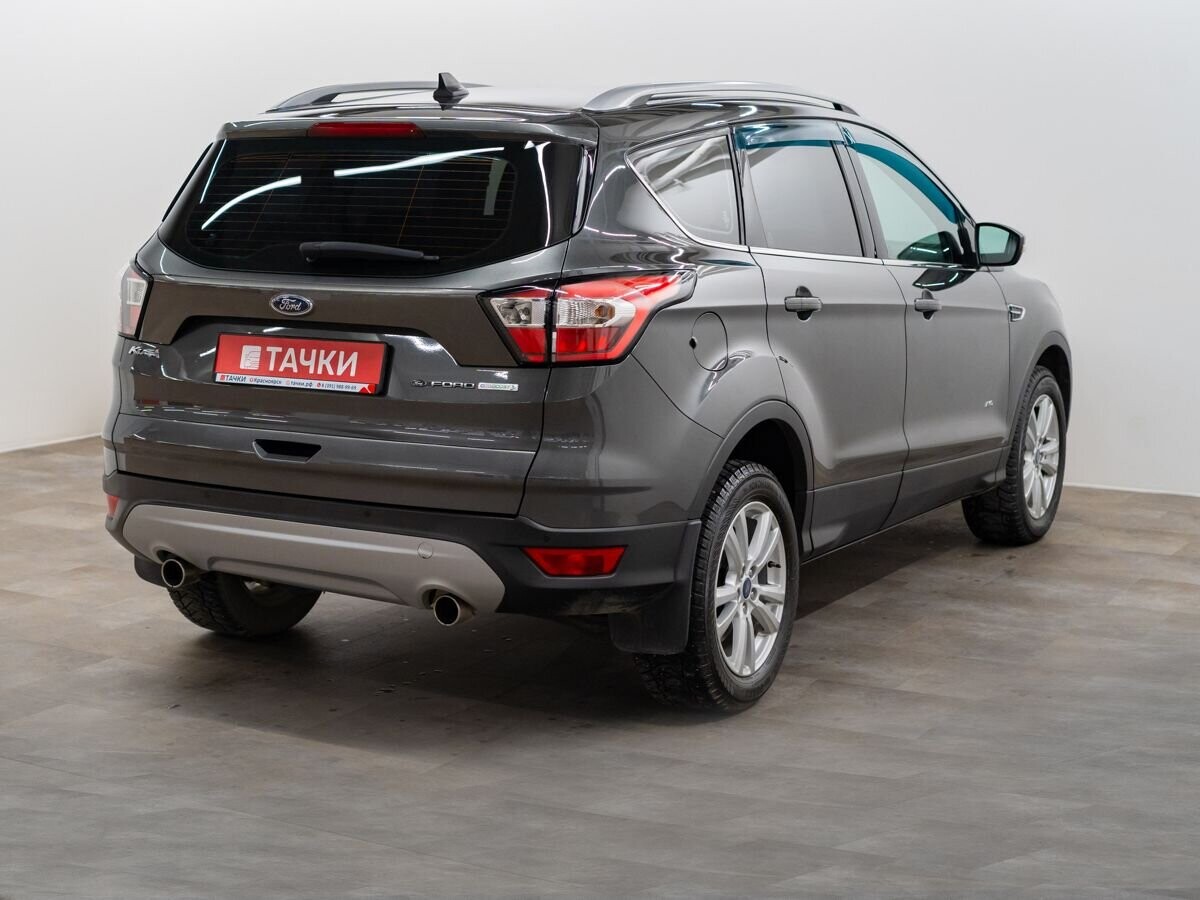 Ford Kuga 2017 - фото автомобиля