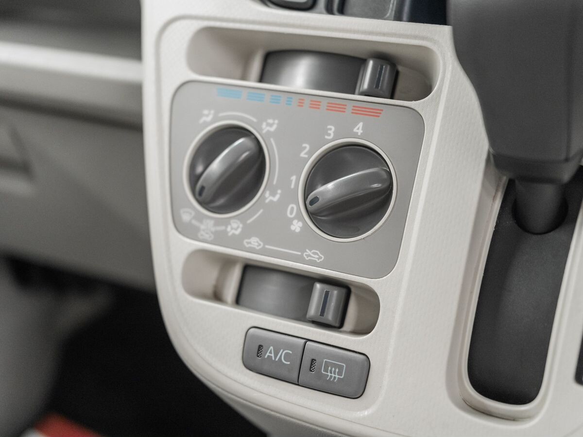 Daihatsu Move 2015 - фото автомобиля