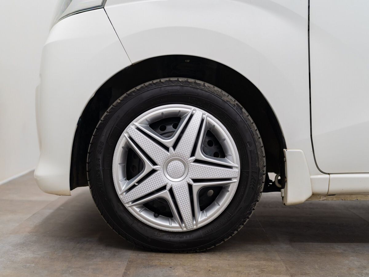 Daihatsu Move 2015 - фото автомобиля