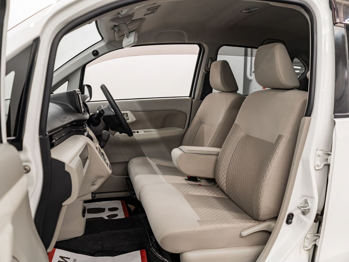 Daihatsu Move 2015 - фото автомобиля