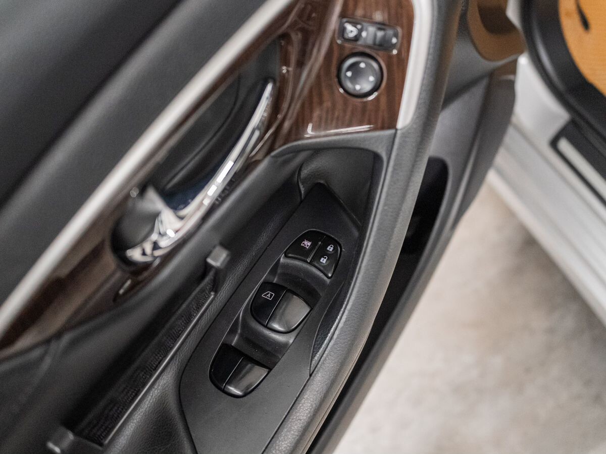 Nissan Teana 2015 - фото автомобиля