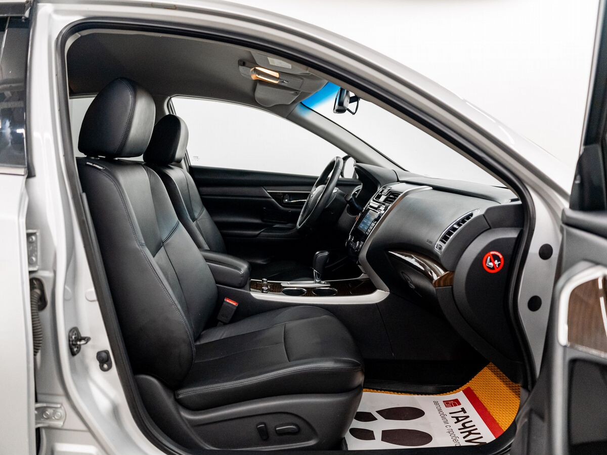 Nissan Teana 2015 - фото автомобиля