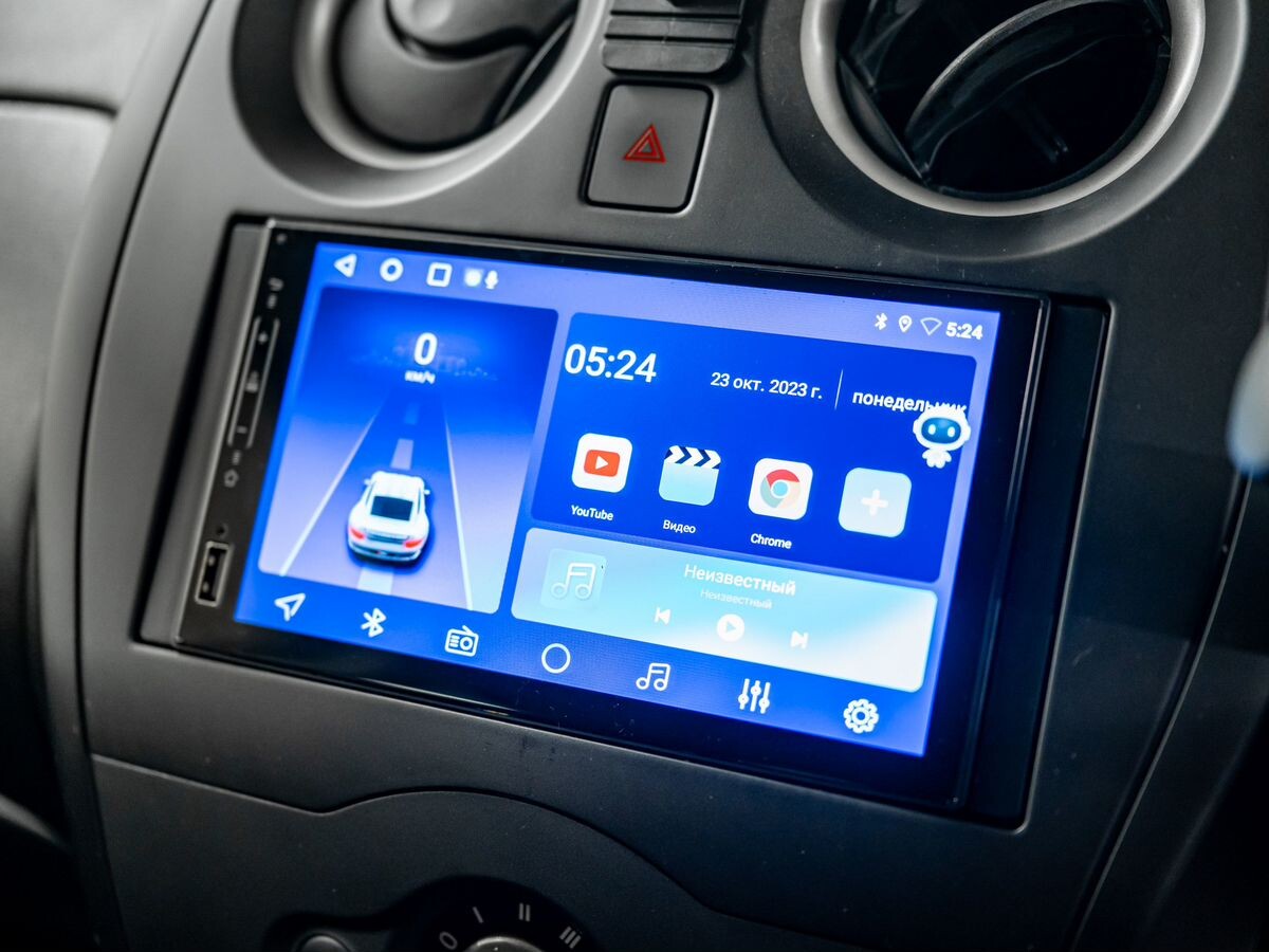 Nissan Note 2018 - фото автомобиля