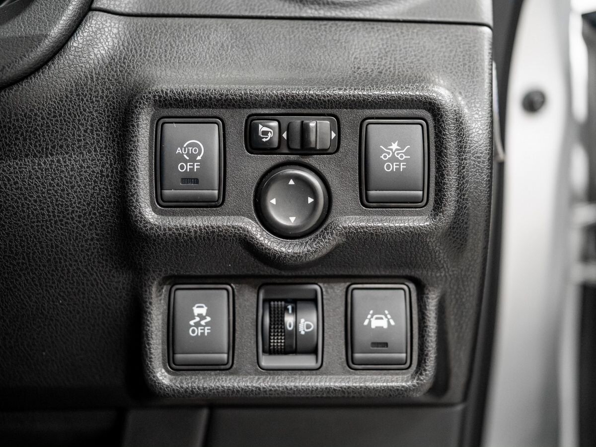 Nissan Note 2018 - фото автомобиля