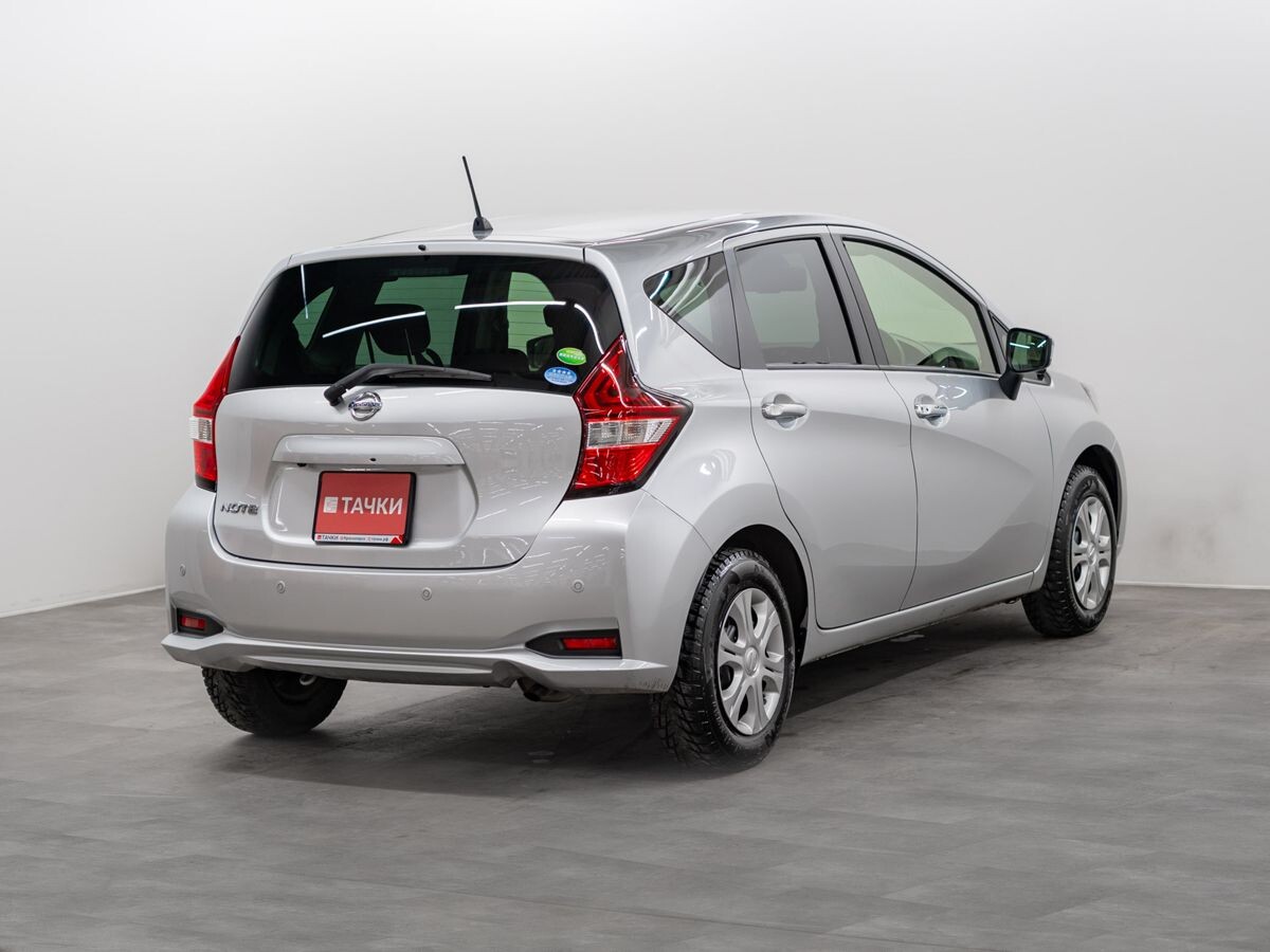 Nissan Note 2018 - фото автомобиля