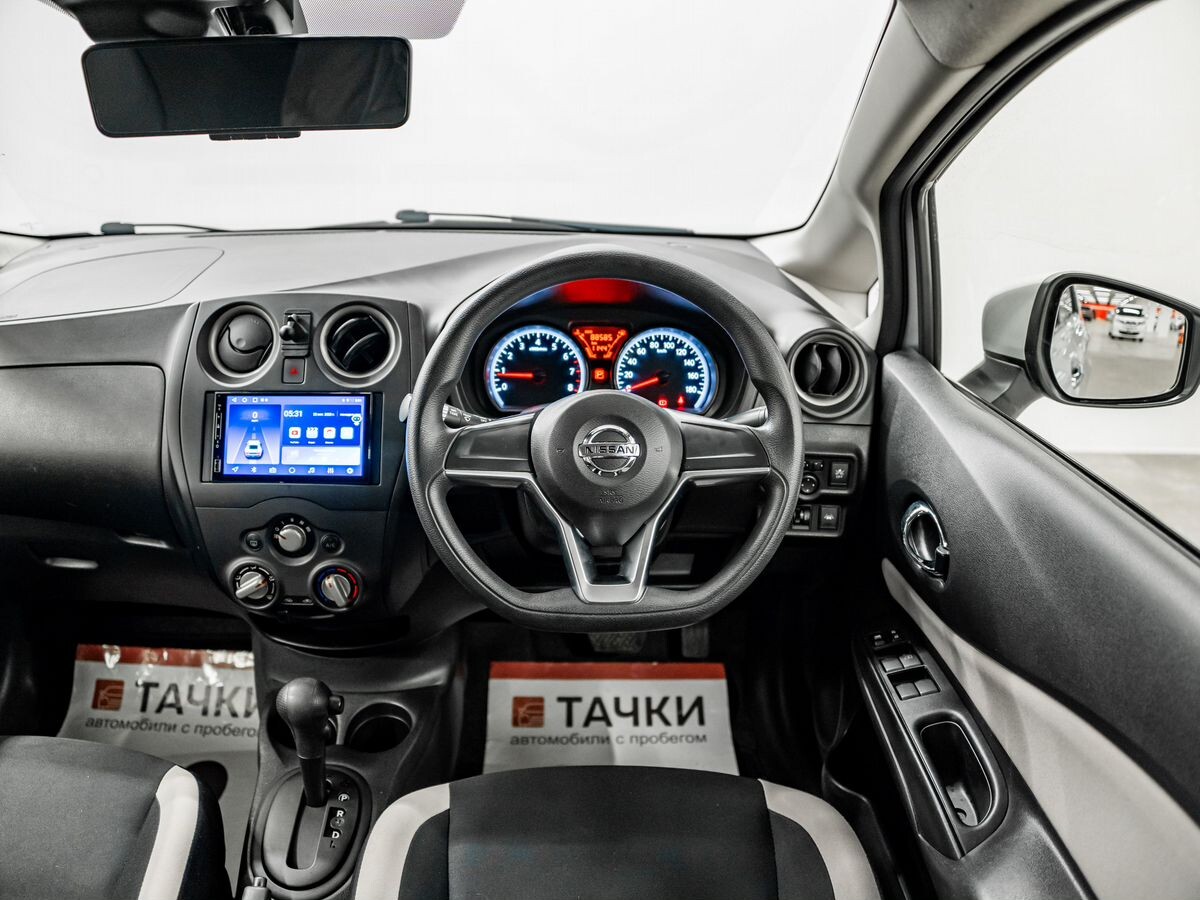 Nissan Note 2018 - фото автомобиля