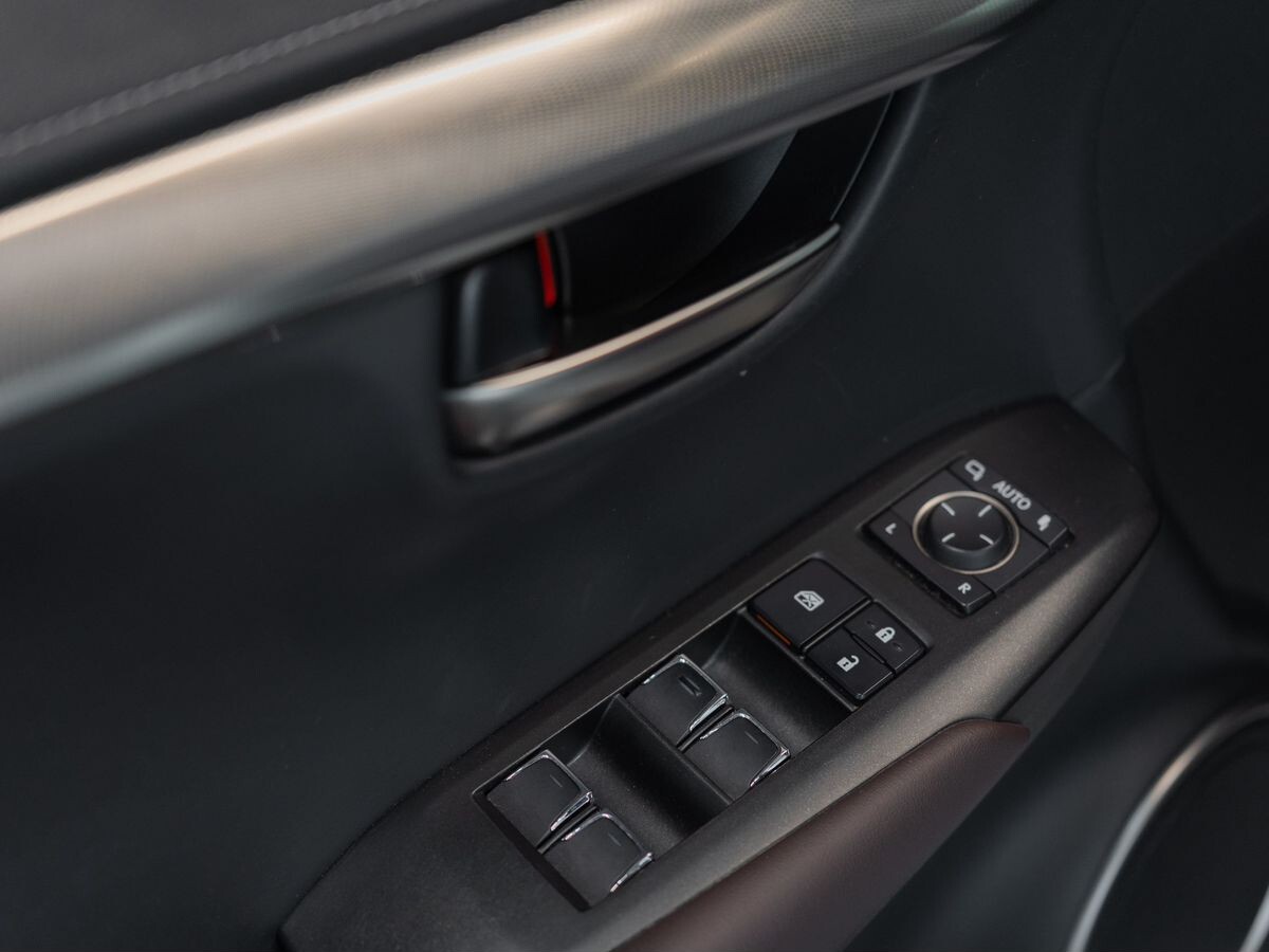 Lexus NX 2018 - фото автомобиля