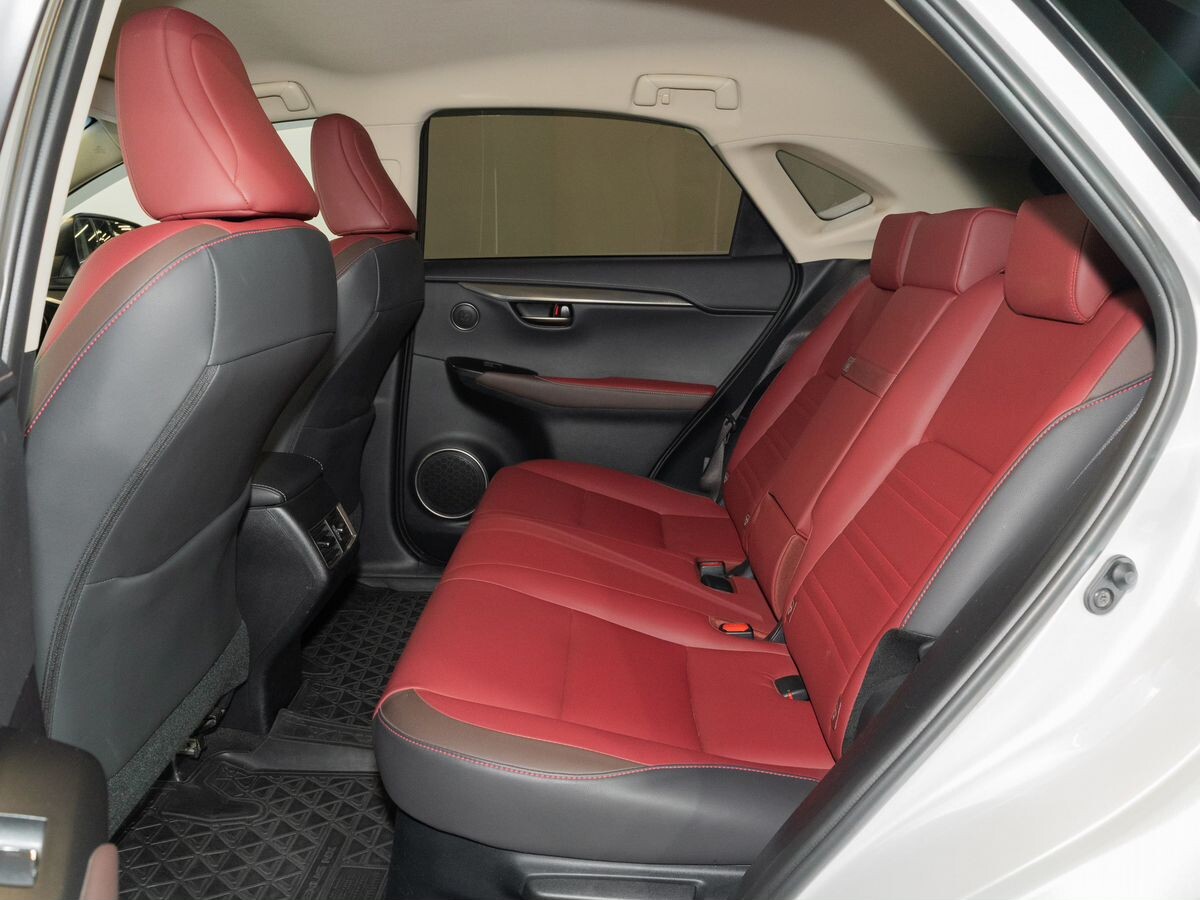 Lexus NX 2018 - фото автомобиля