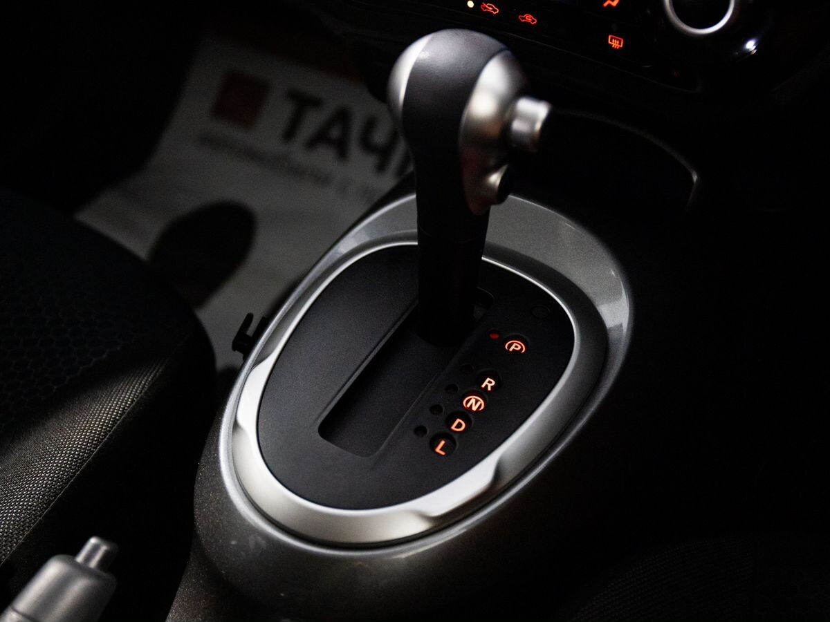 Nissan Juke 2019 - фото автомобиля