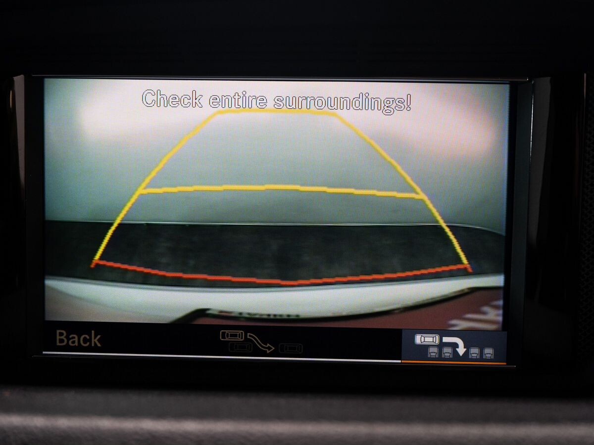 Mercedes-Benz E-Класс 2011 - фото автомобиля