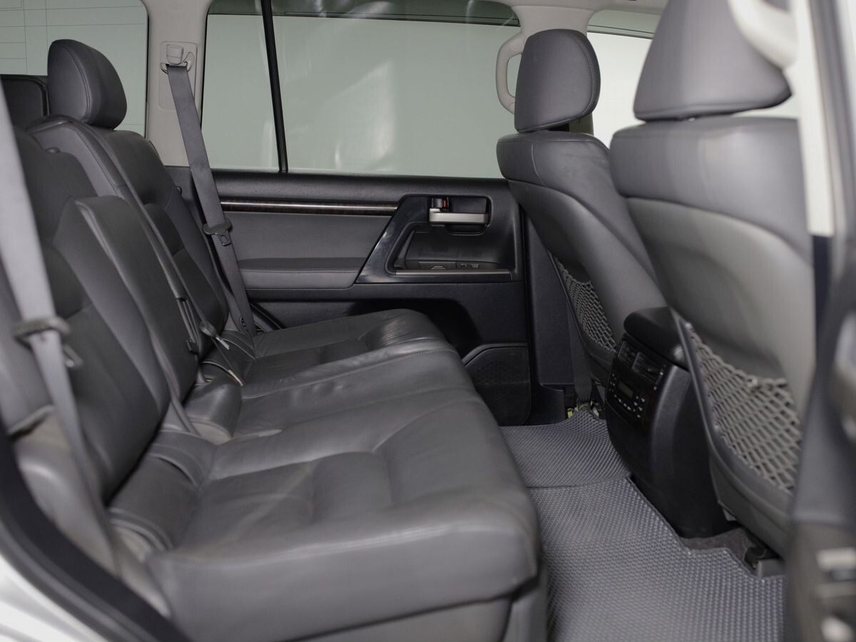 Toyota Land Cruiser 2008 - фото автомобиля