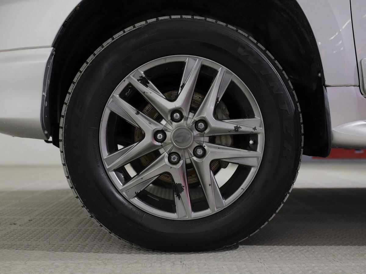 Toyota Land Cruiser 2008 - фото автомобиля