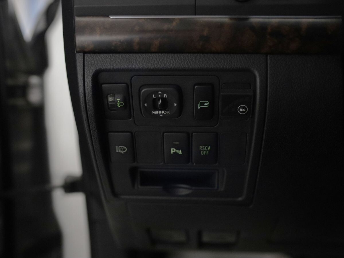 Toyota Land Cruiser 2008 - фото автомобиля