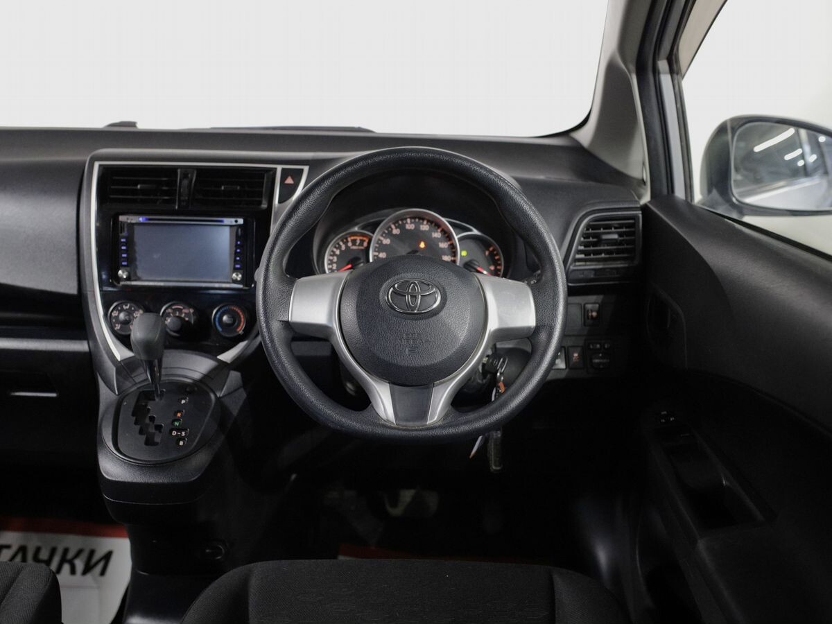 Toyota Ractis 2014 - фото автомобиля