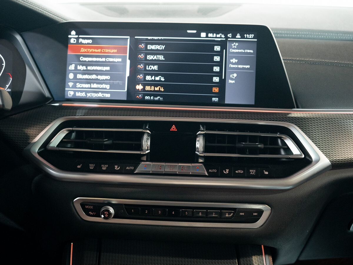 BMW X5 2019 - фото автомобиля