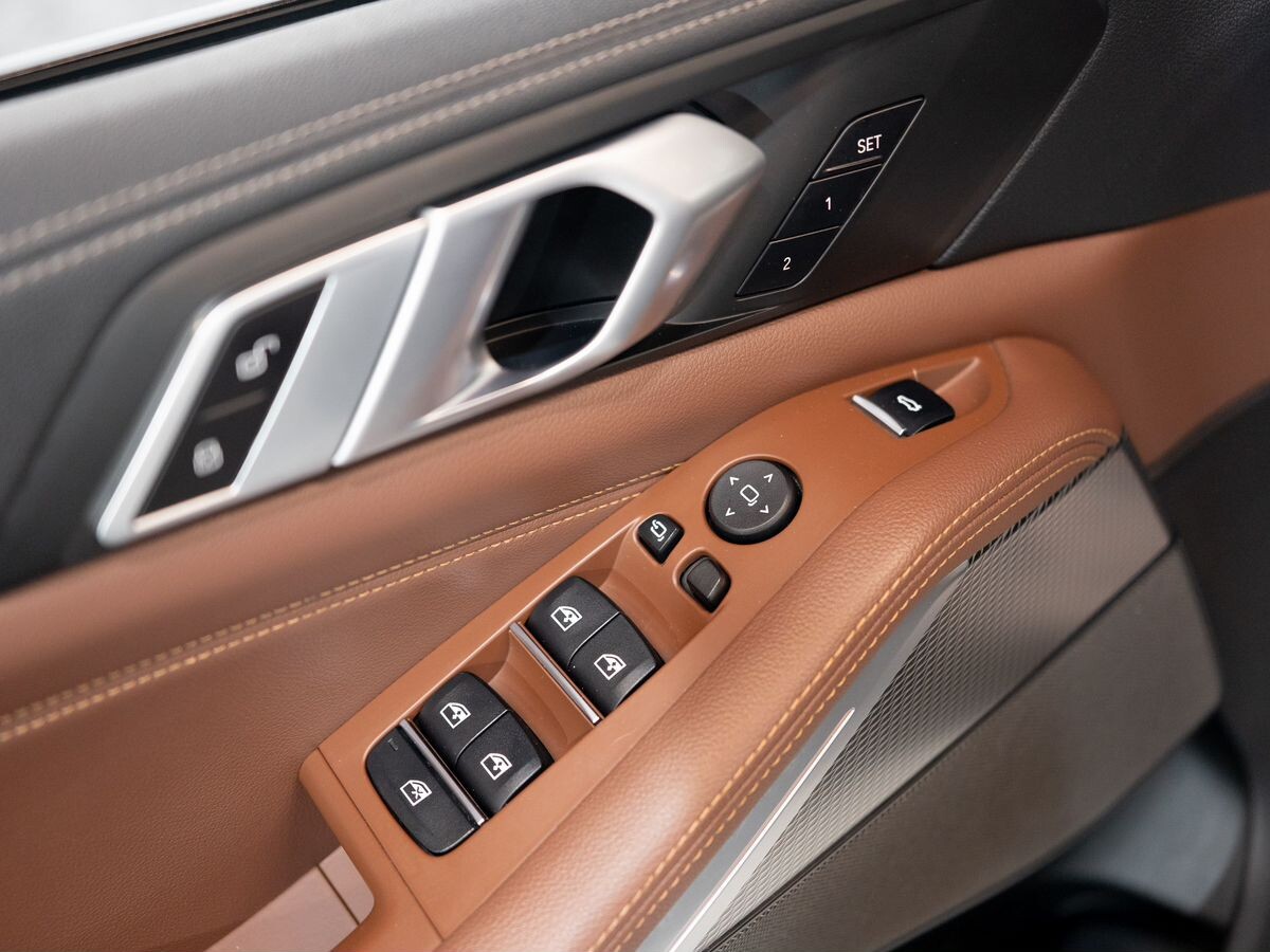 BMW X5 2019 - фото автомобиля