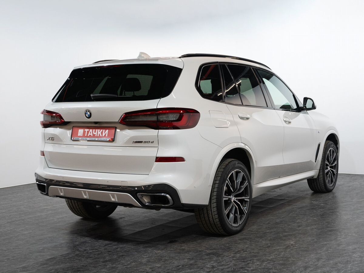 BMW X5 2019 - фото автомобиля