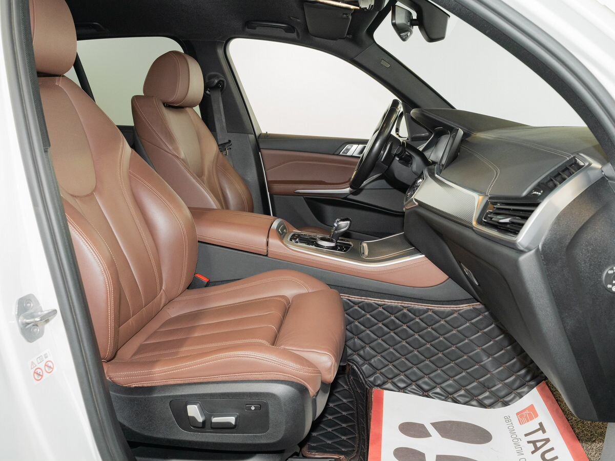 BMW X5 2019 - фото автомобиля