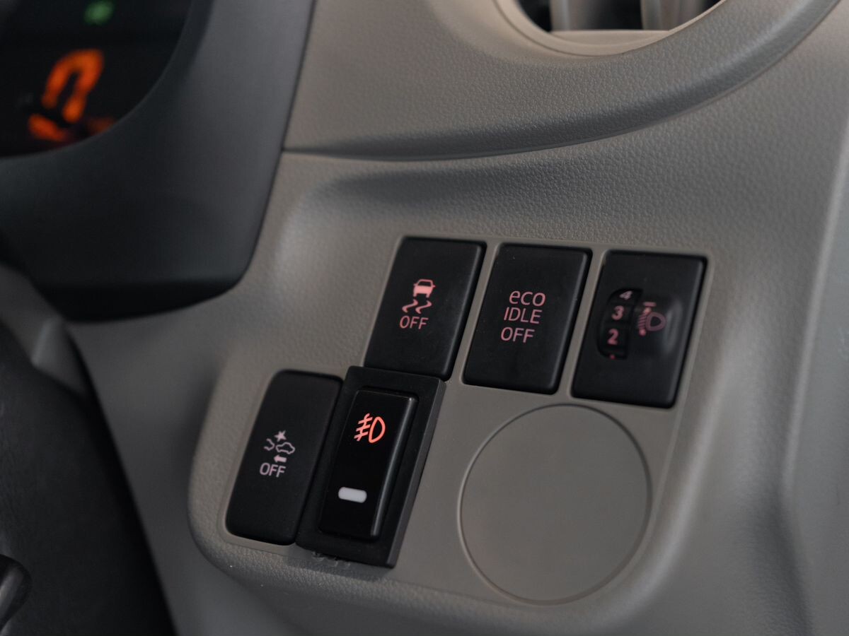 Daihatsu Mira e:S 2015 - фото автомобиля