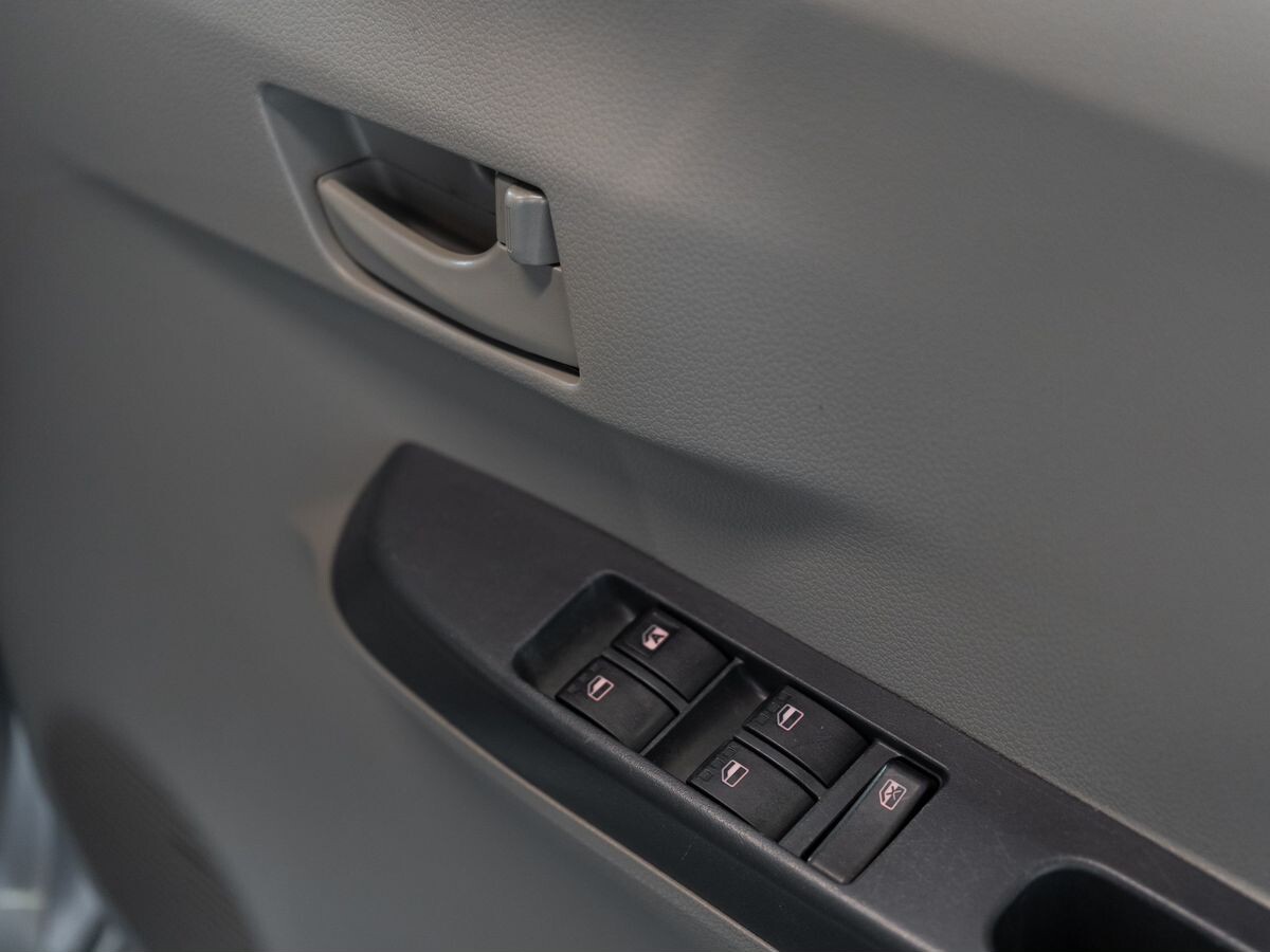 Daihatsu Mira e:S 2015 - фото автомобиля