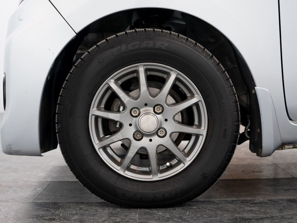 Daihatsu Mira e:S 2015 - фото автомобиля