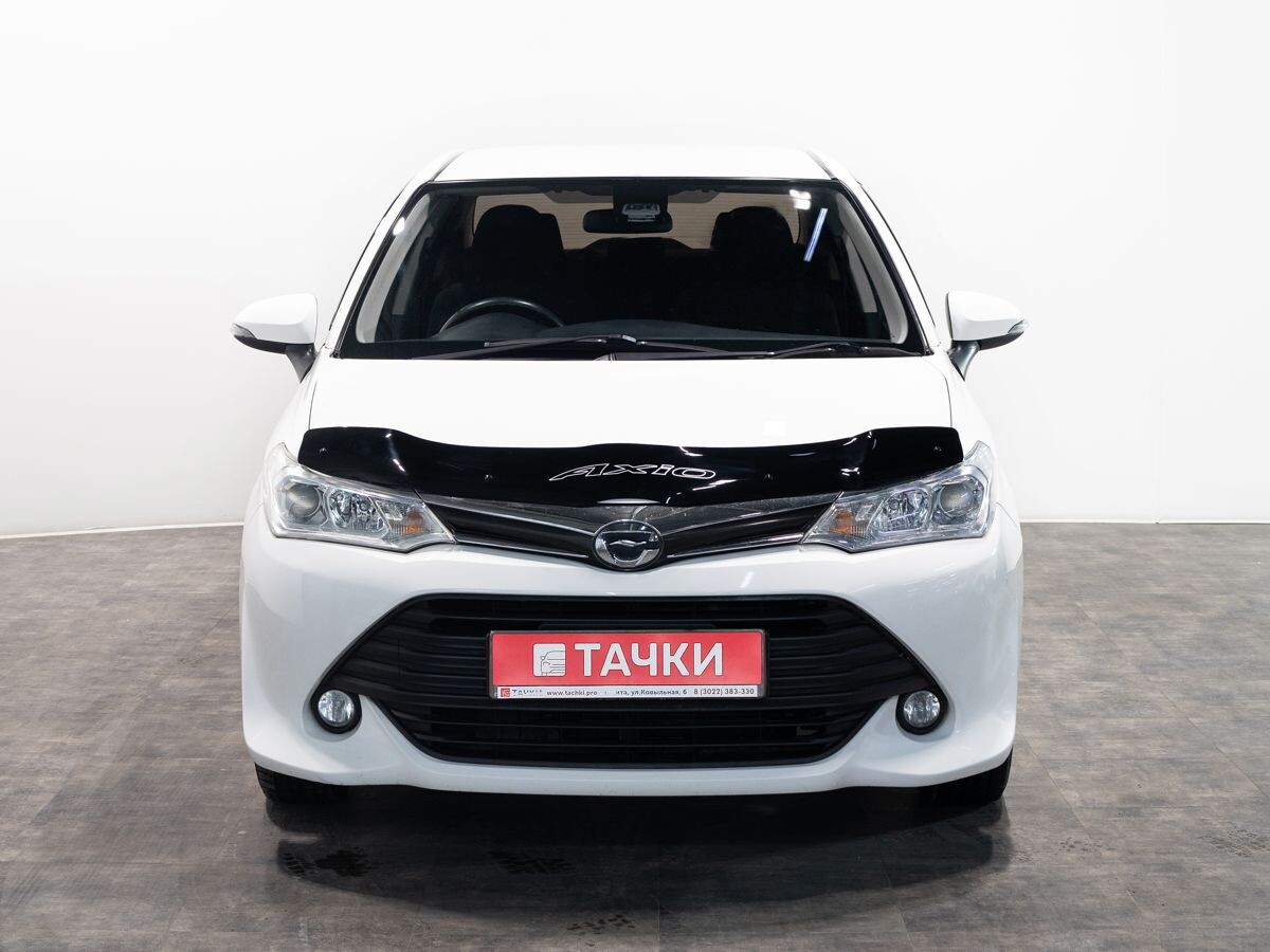 Toyota Corolla 2017 - фото автомобиля