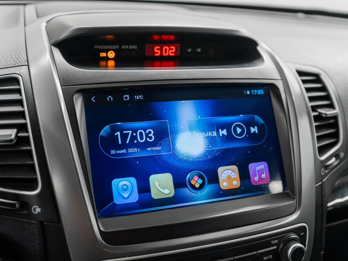 Kia Sorento 2013 - фото автомобиля