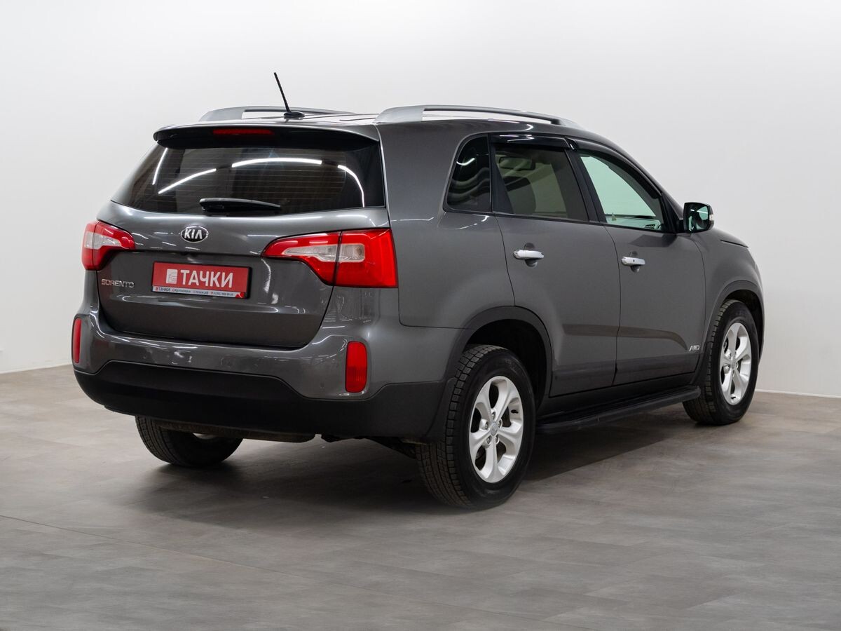 Kia Sorento 2013 - фото автомобиля
