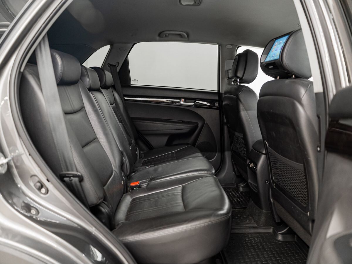 Kia Sorento 2013 - фото автомобиля