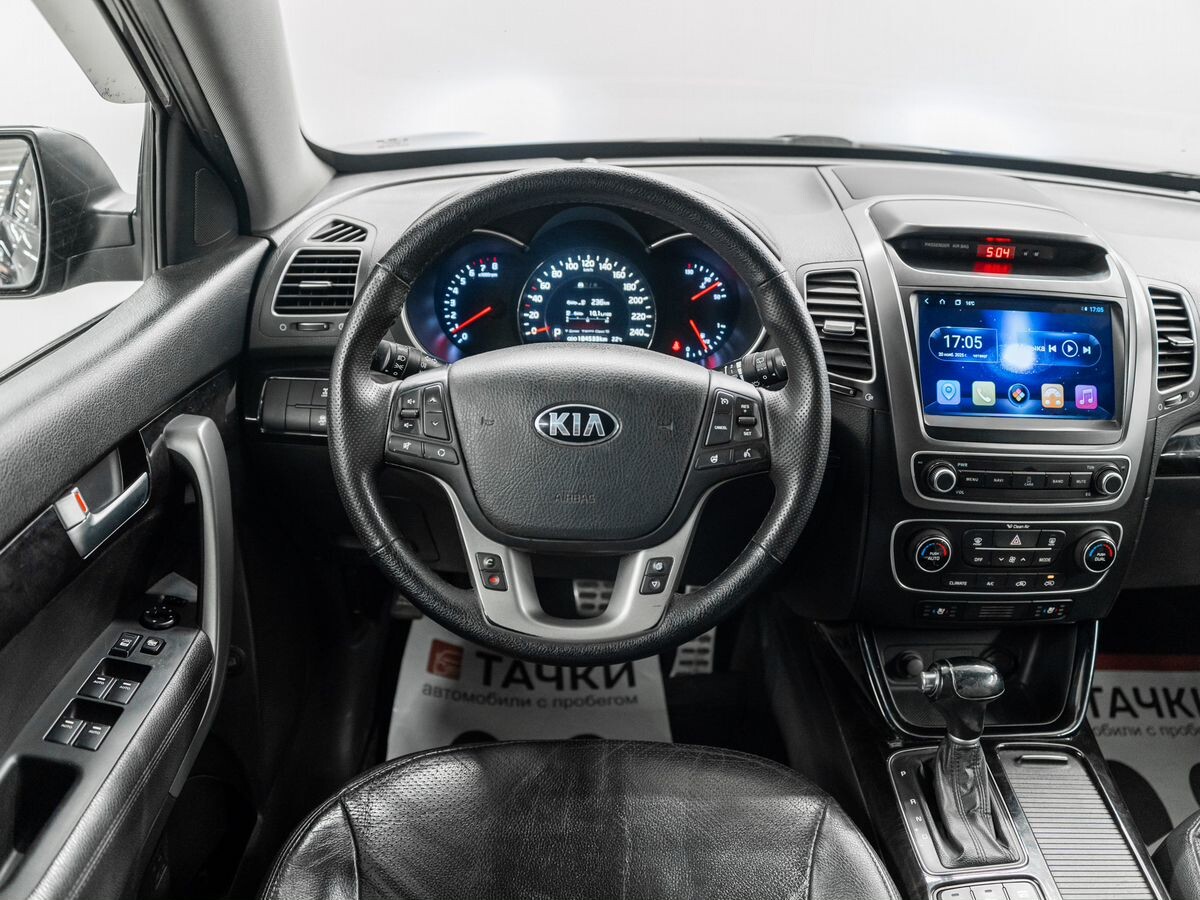 Kia Sorento 2013 - фото автомобиля
