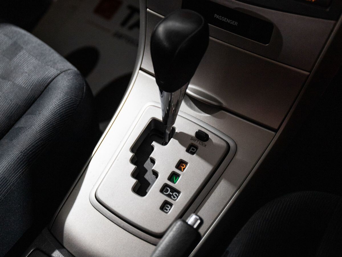 Toyota Corolla 2009 - фото автомобиля