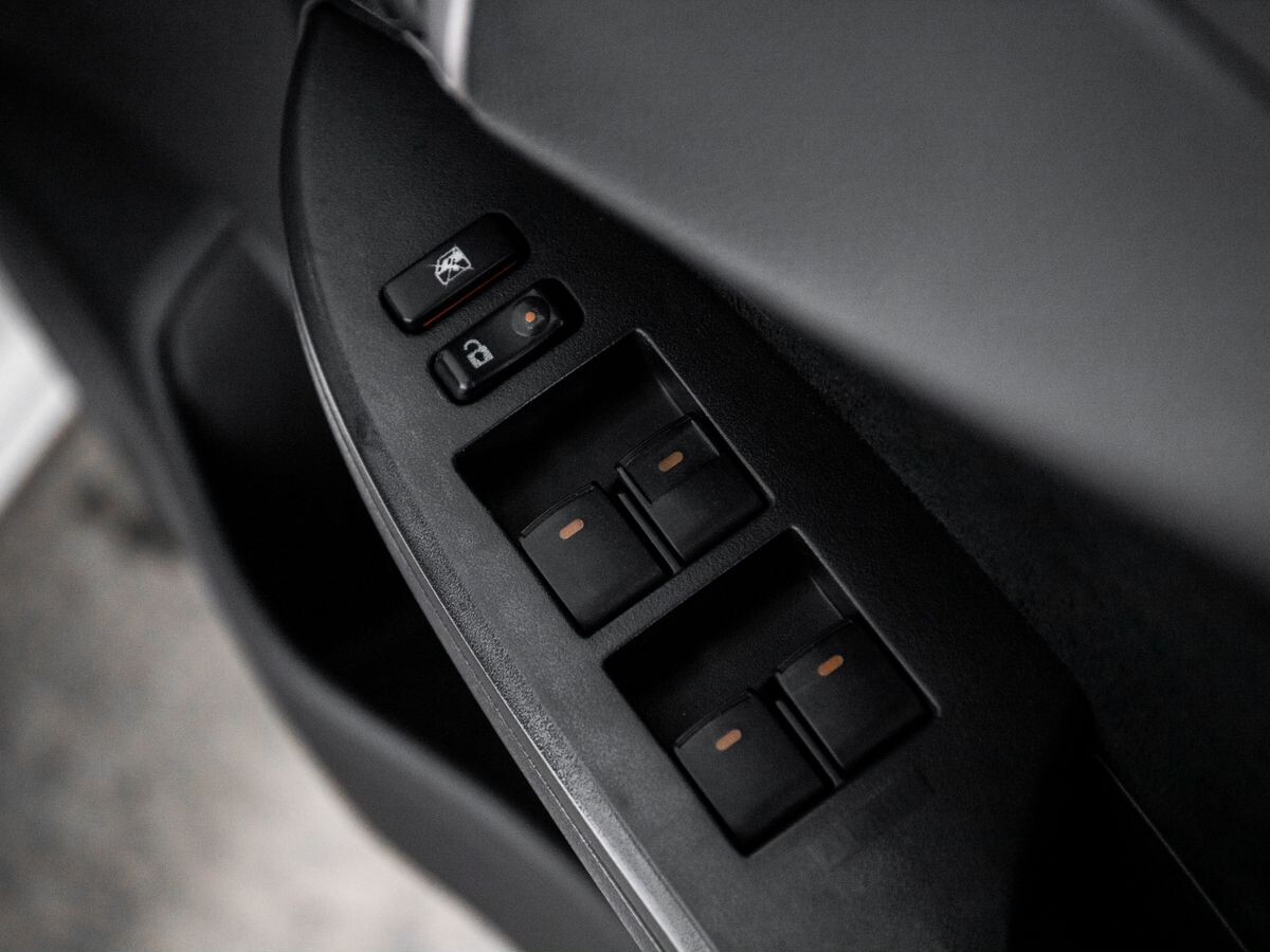 Toyota Corolla 2009 - фото автомобиля