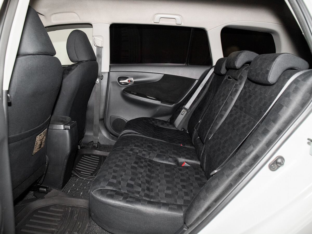 Toyota Corolla 2009 - фото автомобиля