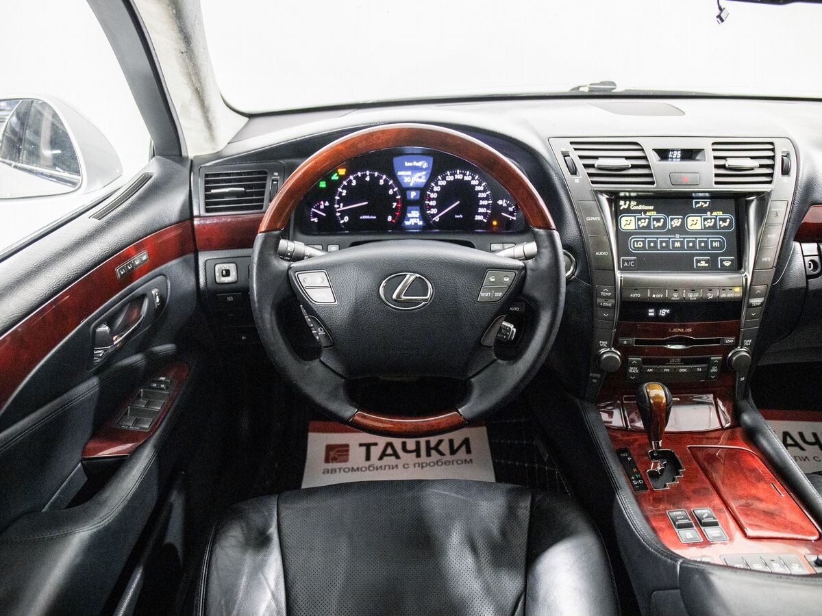Lexus LS 2007 - фото автомобиля