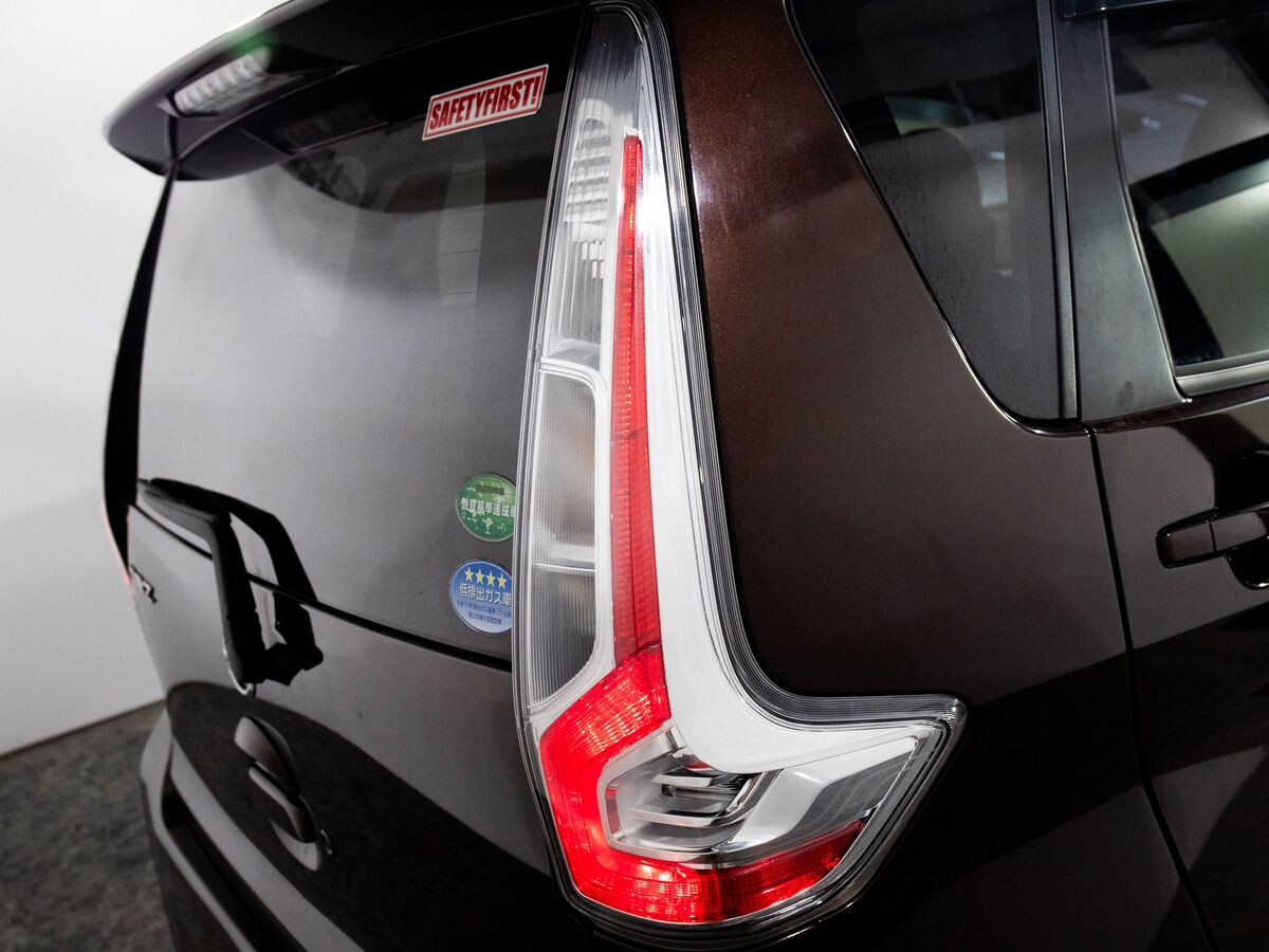 Nissan Dayz 2015 - фото автомобиля