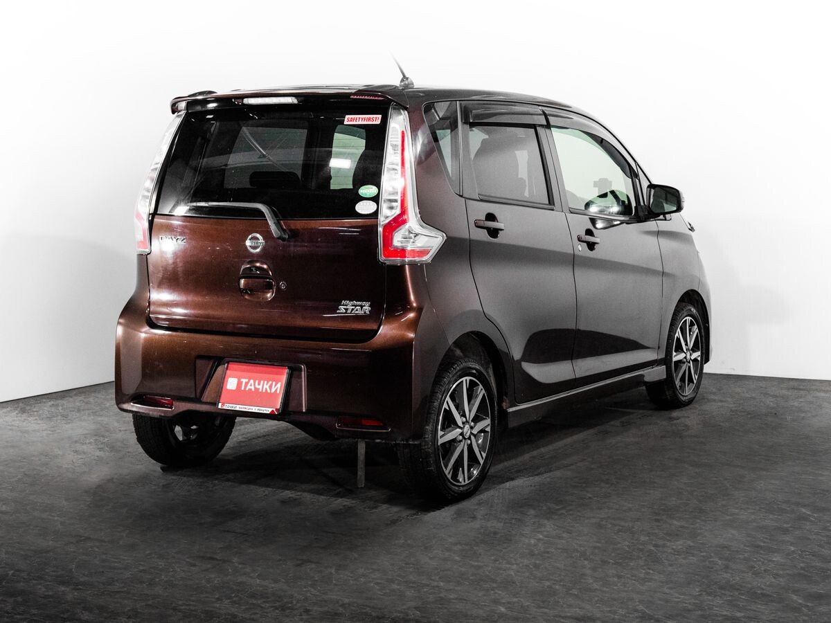 Nissan Dayz 2015 - фото автомобиля