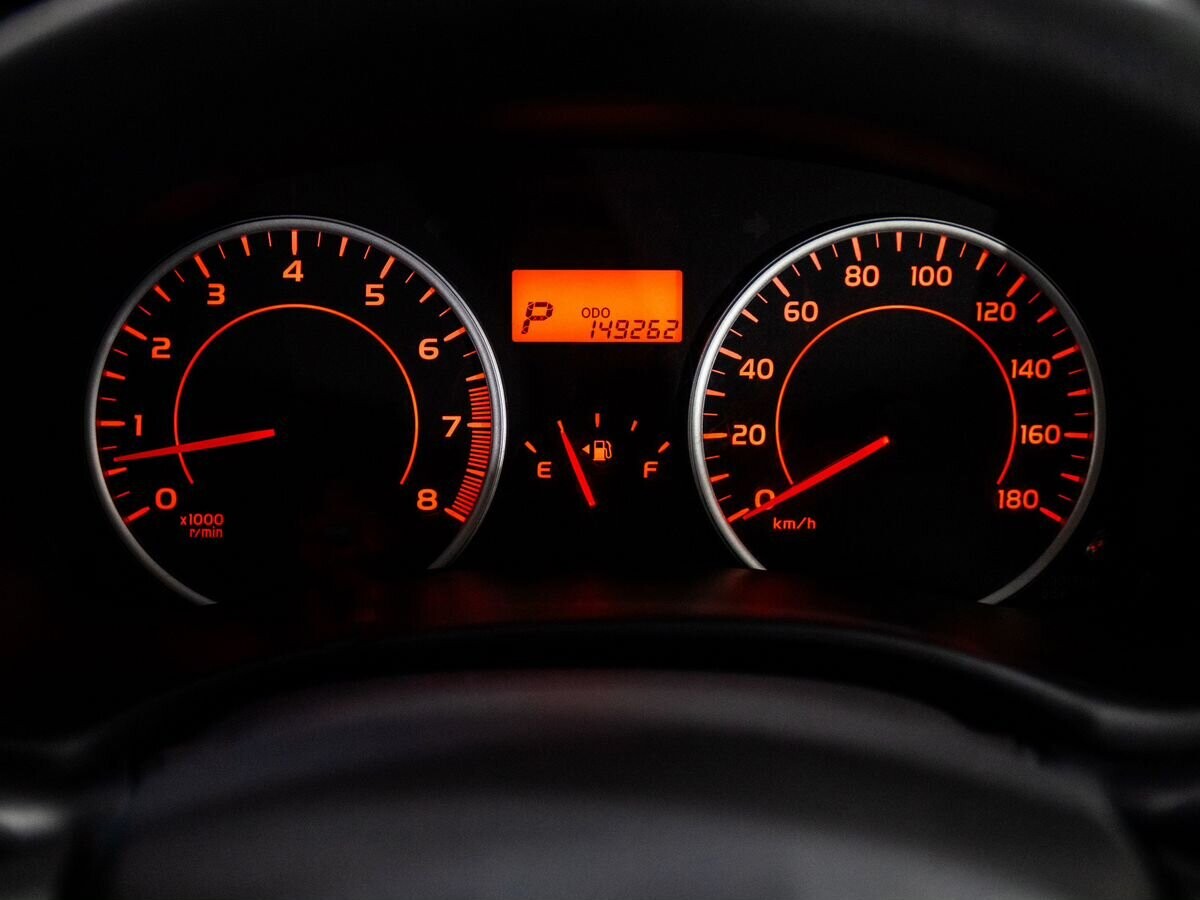 Toyota Wish 2013 - фото автомобиля