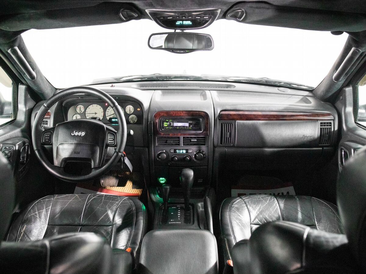 Jeep Grand Cherokee 2004 - фото автомобиля
