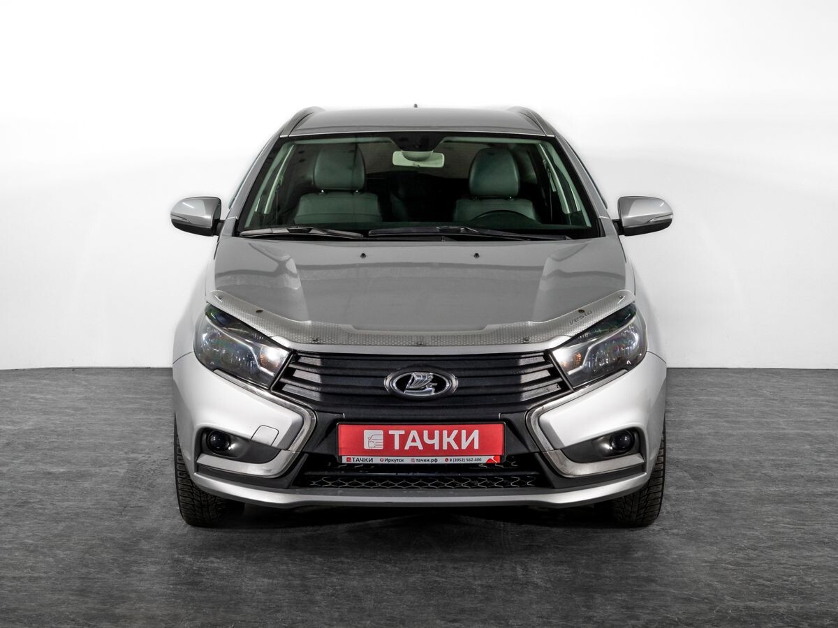 Lada (ВАЗ) Vesta 2018 - фото автомобиля