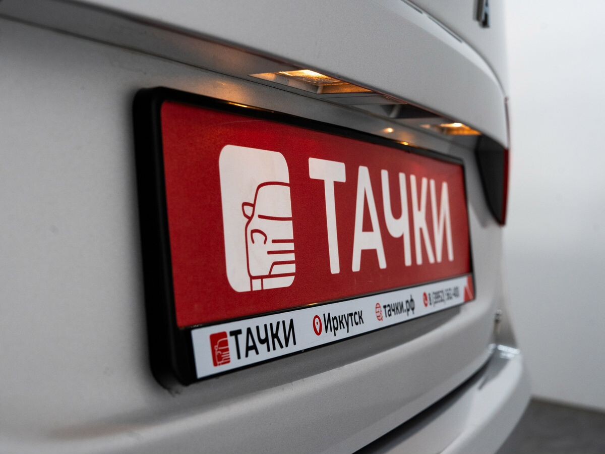 Lada (ВАЗ) Vesta 2018 - фото автомобиля