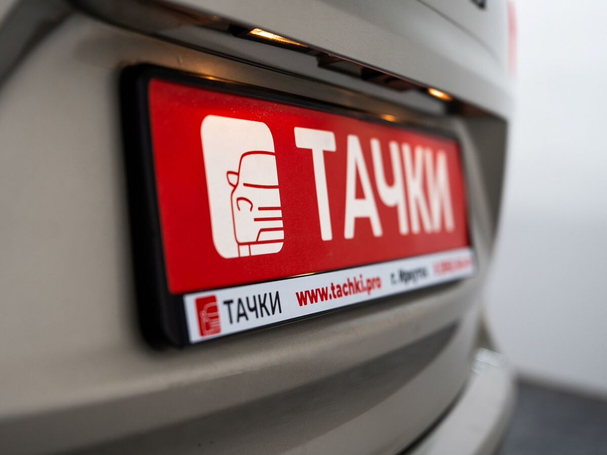 Lada (ВАЗ) XRAY 2019 - фото автомобиля