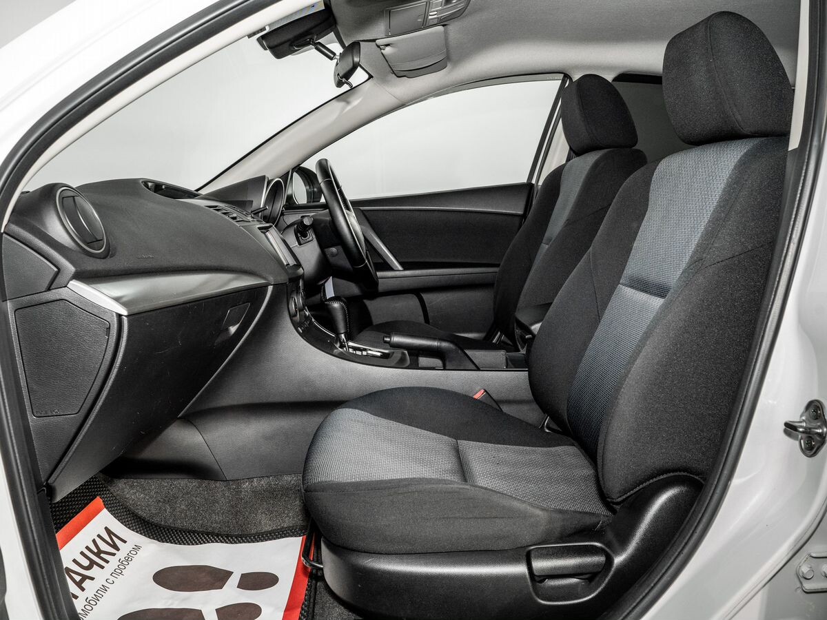 Mazda Axela 2009 - фото автомобиля