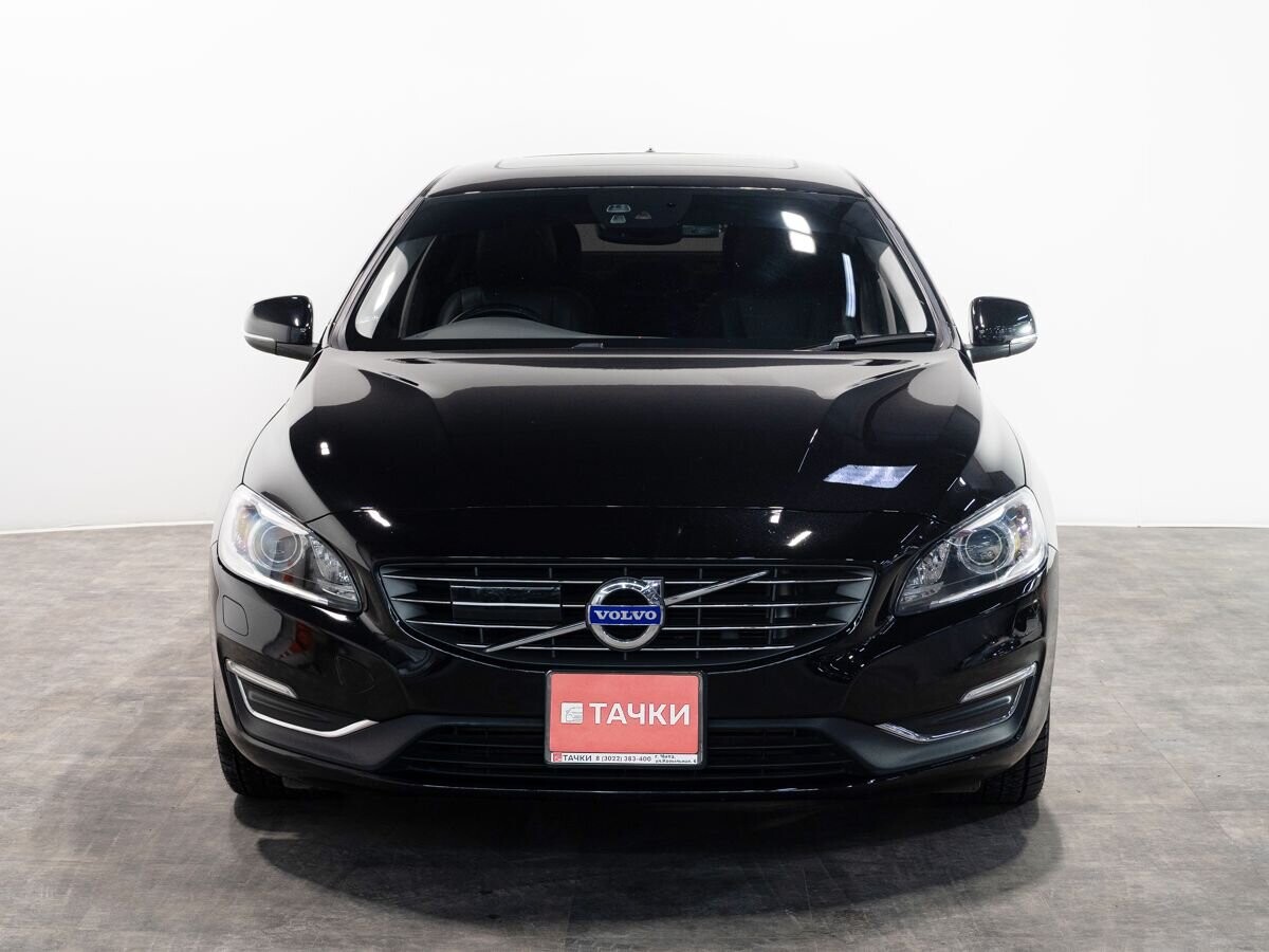 Volvo S60 2017 - фото автомобиля