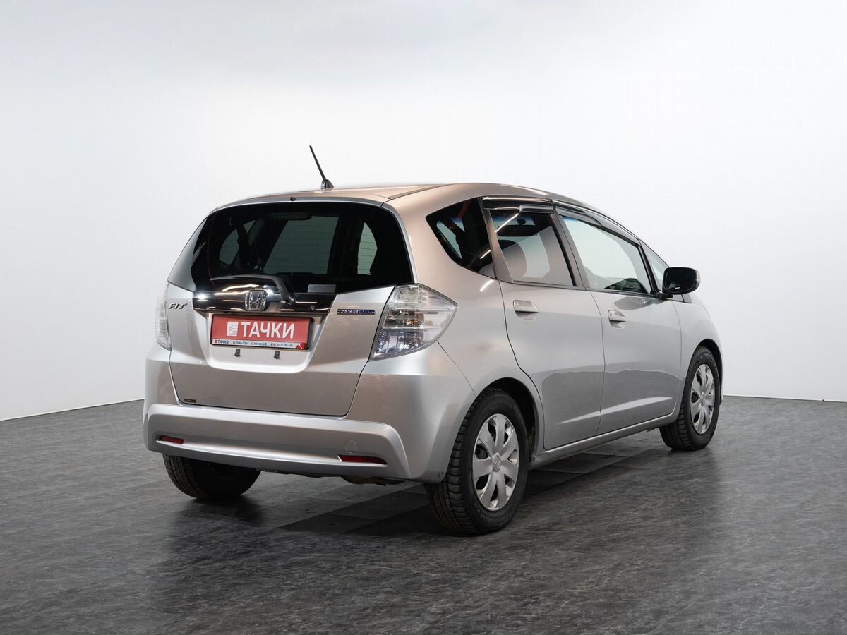Honda Fit 2011 - фото автомобиля