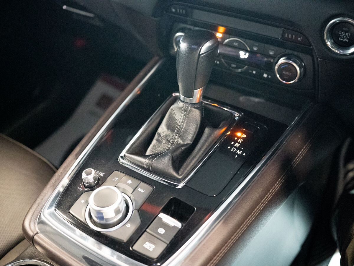 Mazda CX-8 2018 - фото автомобиля