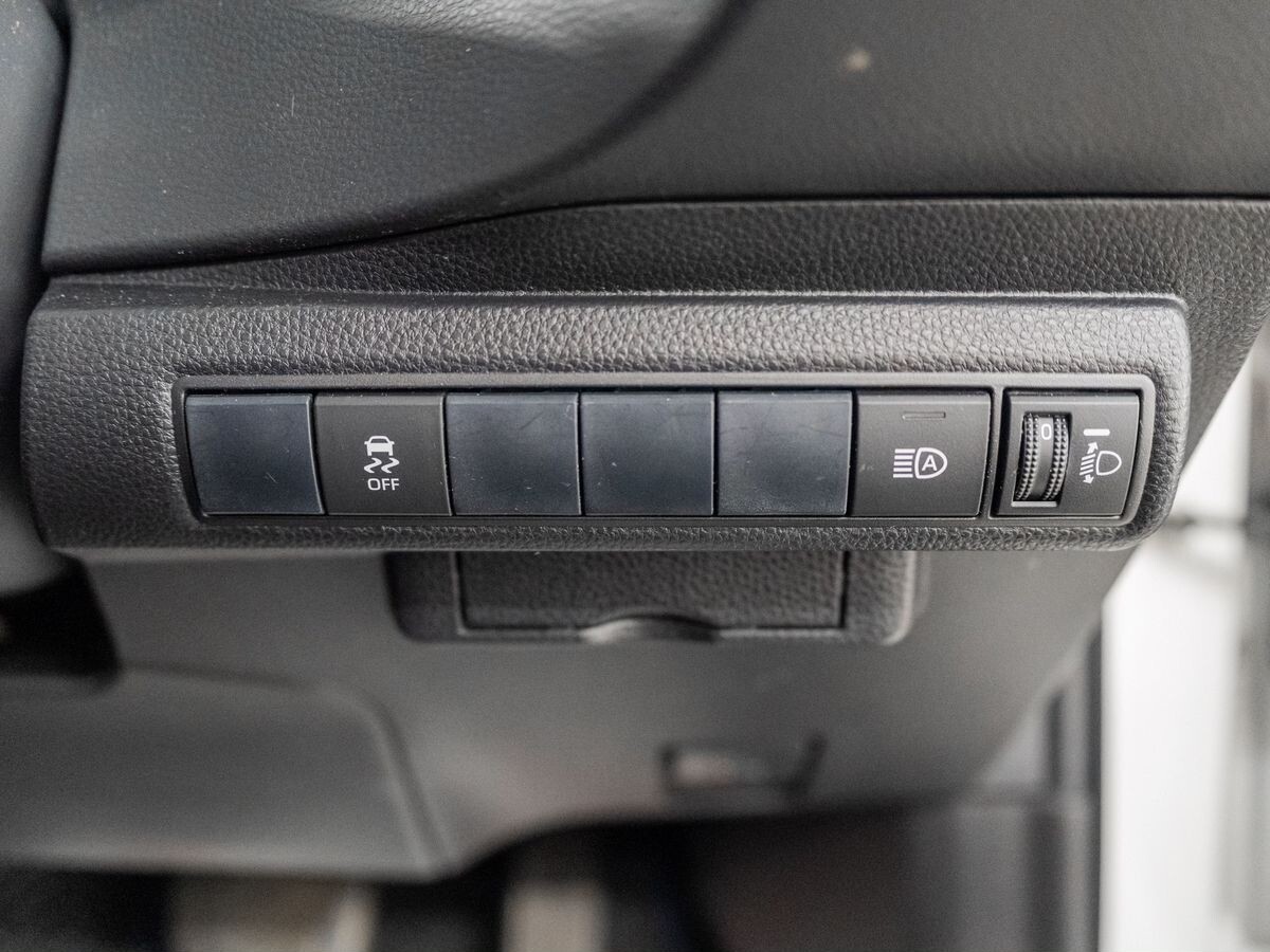 Toyota Corolla 2019 - фото автомобиля