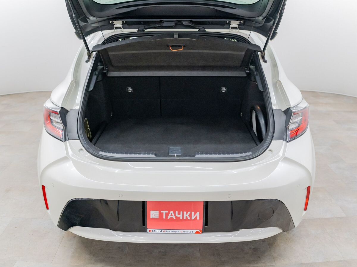 Toyota Corolla 2019 - фото автомобиля