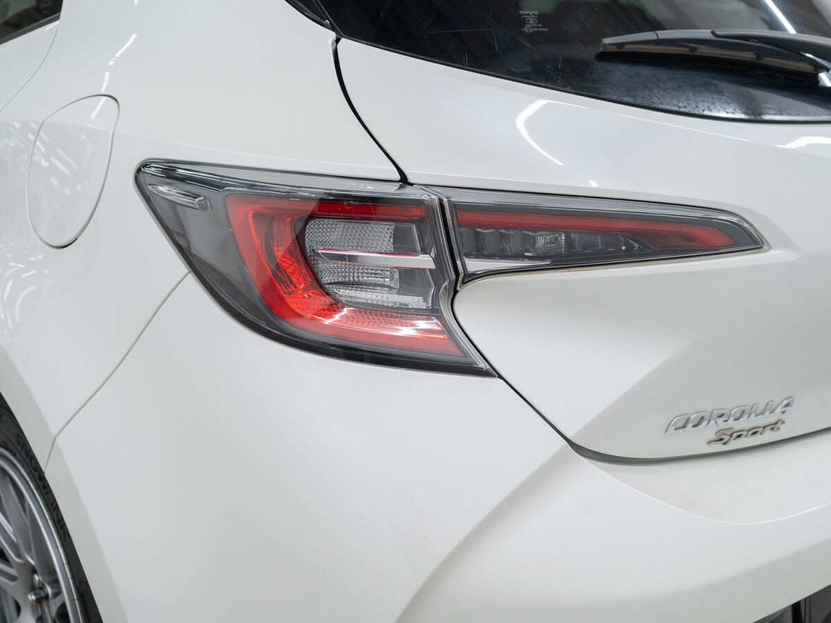 Toyota Corolla 2019 - фото автомобиля
