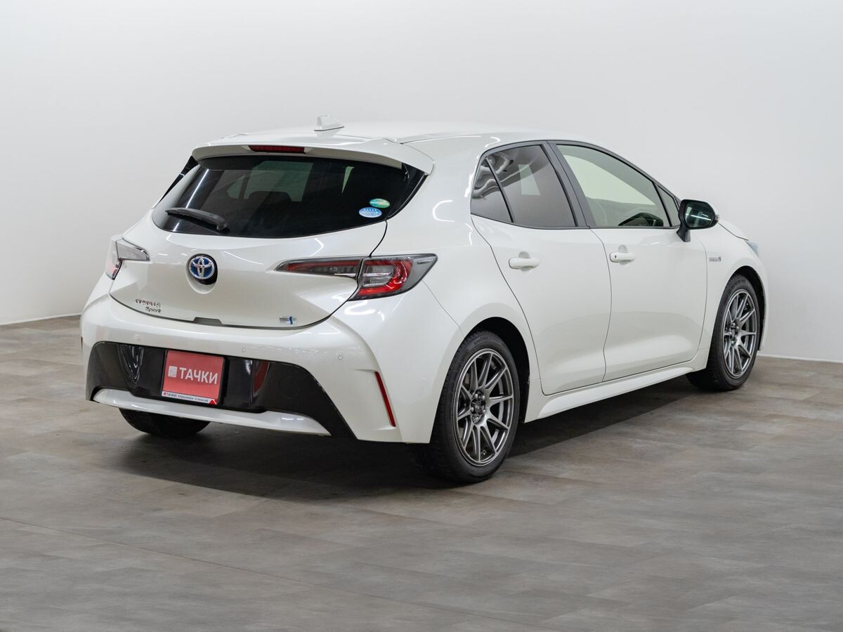 Toyota Corolla 2019 - фото автомобиля