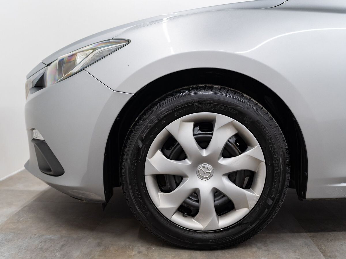 Mazda Axela 2016 - фото автомобиля